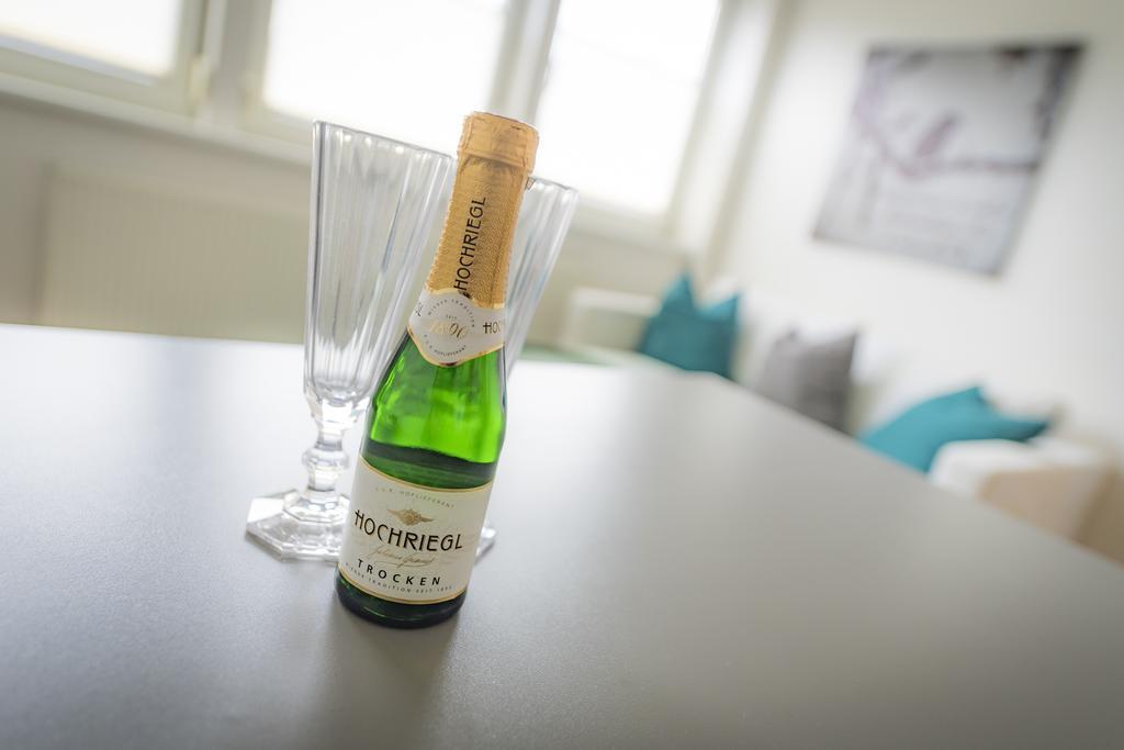 Maisonette Apartment Am Bahnhof - Adults Only Инсбрук Екстериор снимка