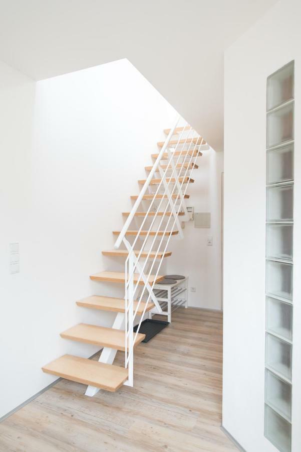Maisonette Apartment Am Bahnhof - Adults Only Инсбрук Екстериор снимка