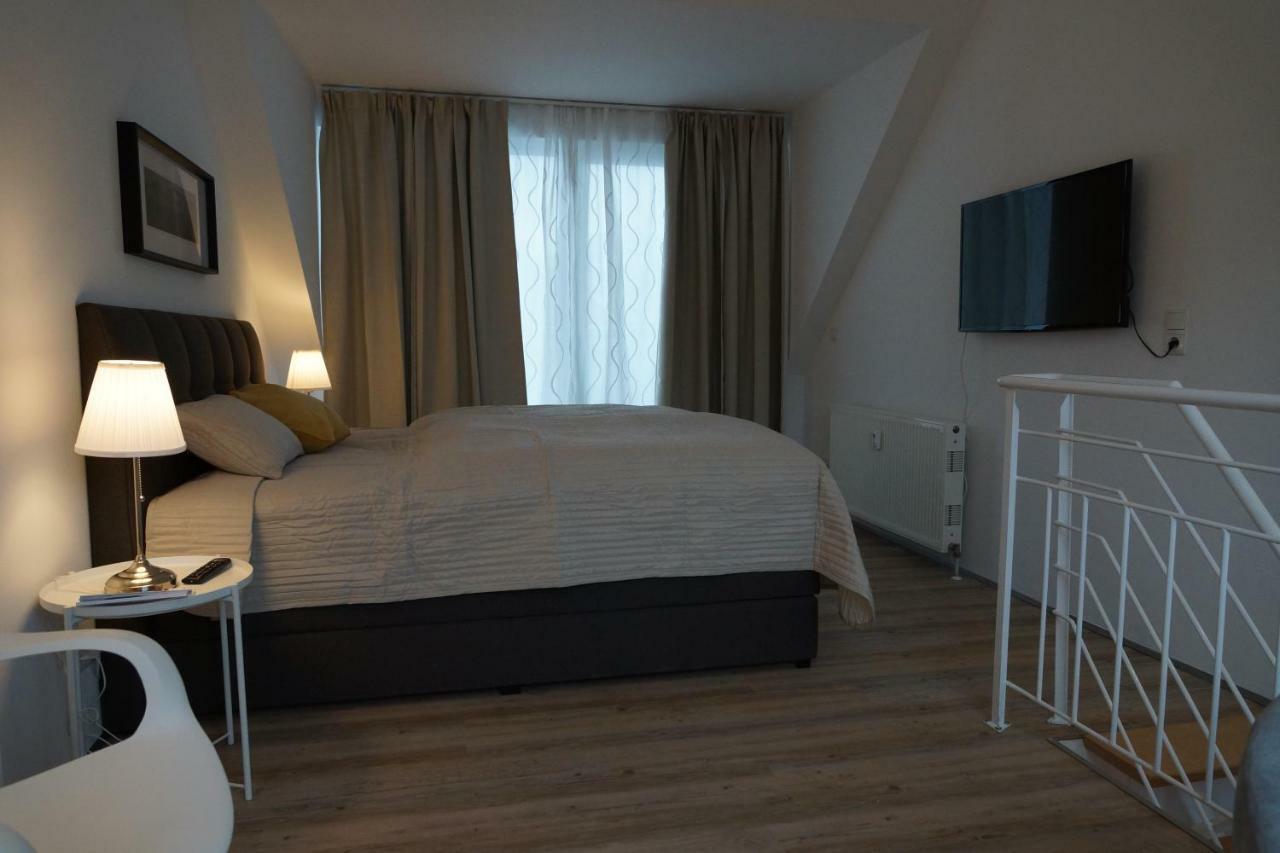 Maisonette Apartment Am Bahnhof - Adults Only Инсбрук Екстериор снимка